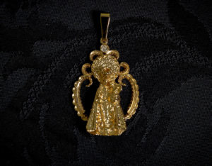 Medalla de la Virgen de los Desamparados ref. 49 oro