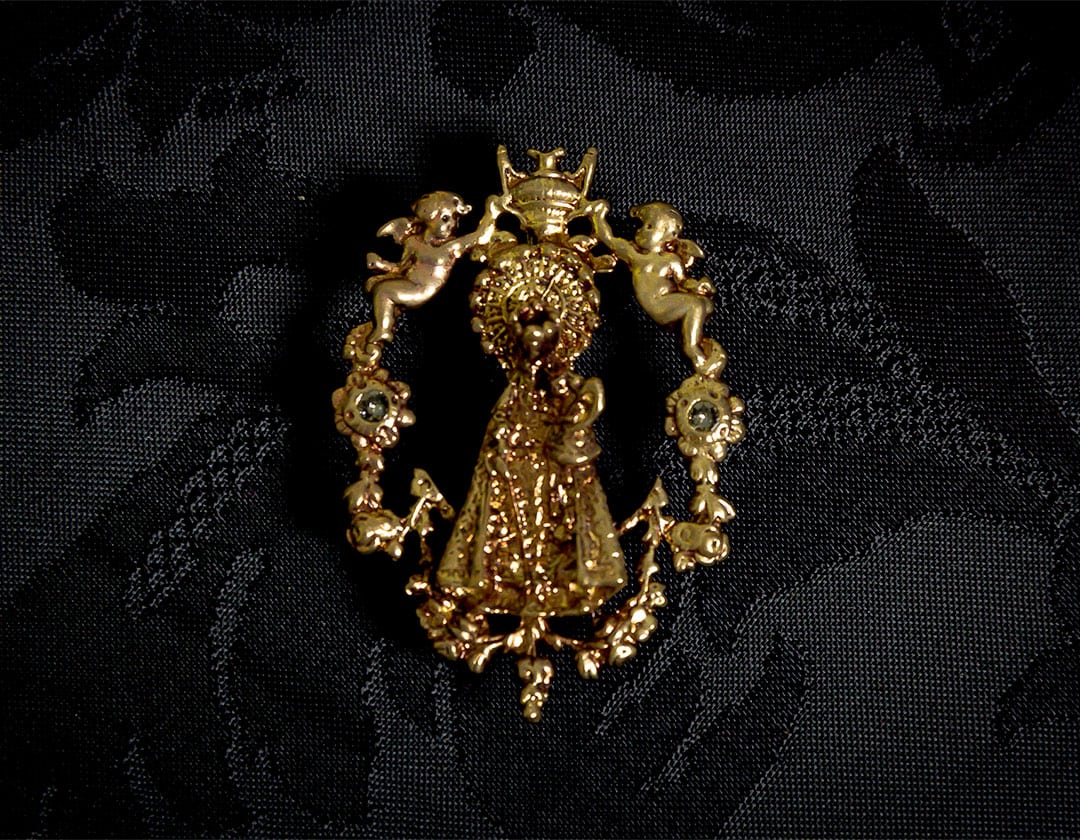 Broche de la Virgen de los Desamparados ref. 45 bronce inglés