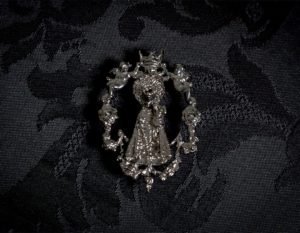 Broche de la Virgen de los Desamparados ref. 45 rutenio