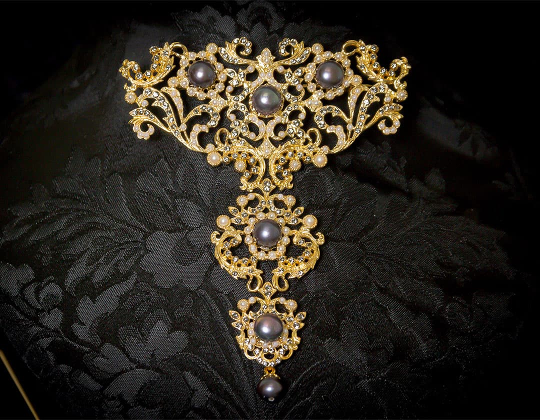 Aderezo del siglo XVIII en perla, cristal y oro ref. m178